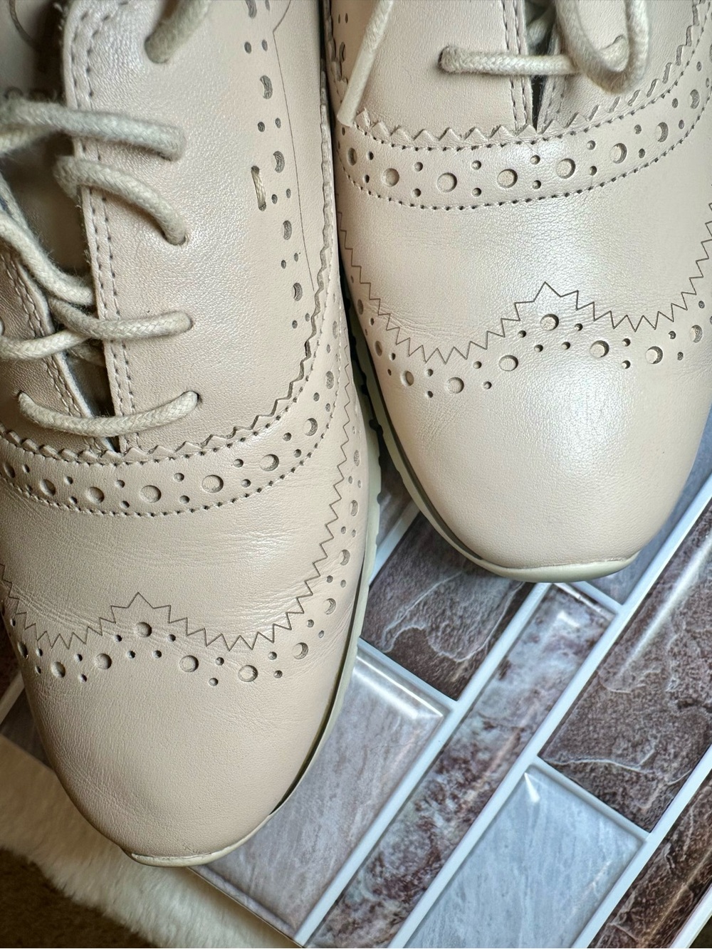 Cole Haan Zerogrand Wingtip Oxford Shoes Women’s 8B Brazilian Sand Beige Leather - Picture 9 of 9